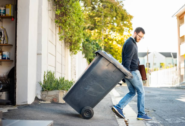 Best Garage Cleanout  in Toledo, OH