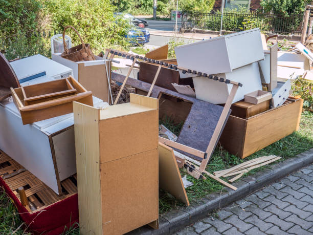 Best Carpet Removal and Disposal  in Toledo, OH